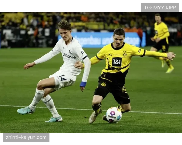 多特蒙德获沃达丰五年赞助合约 年均金额达3500万欧元 跻身德甲顶级。