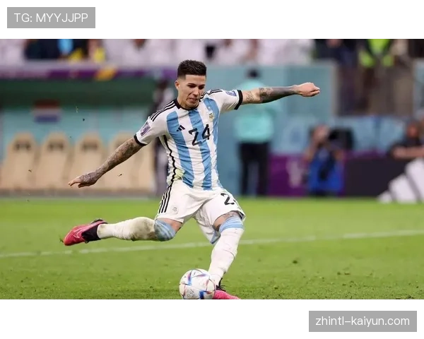 恩佐-费尔南德斯成长案例 显示世界杯后腰位置出球能力至关重要